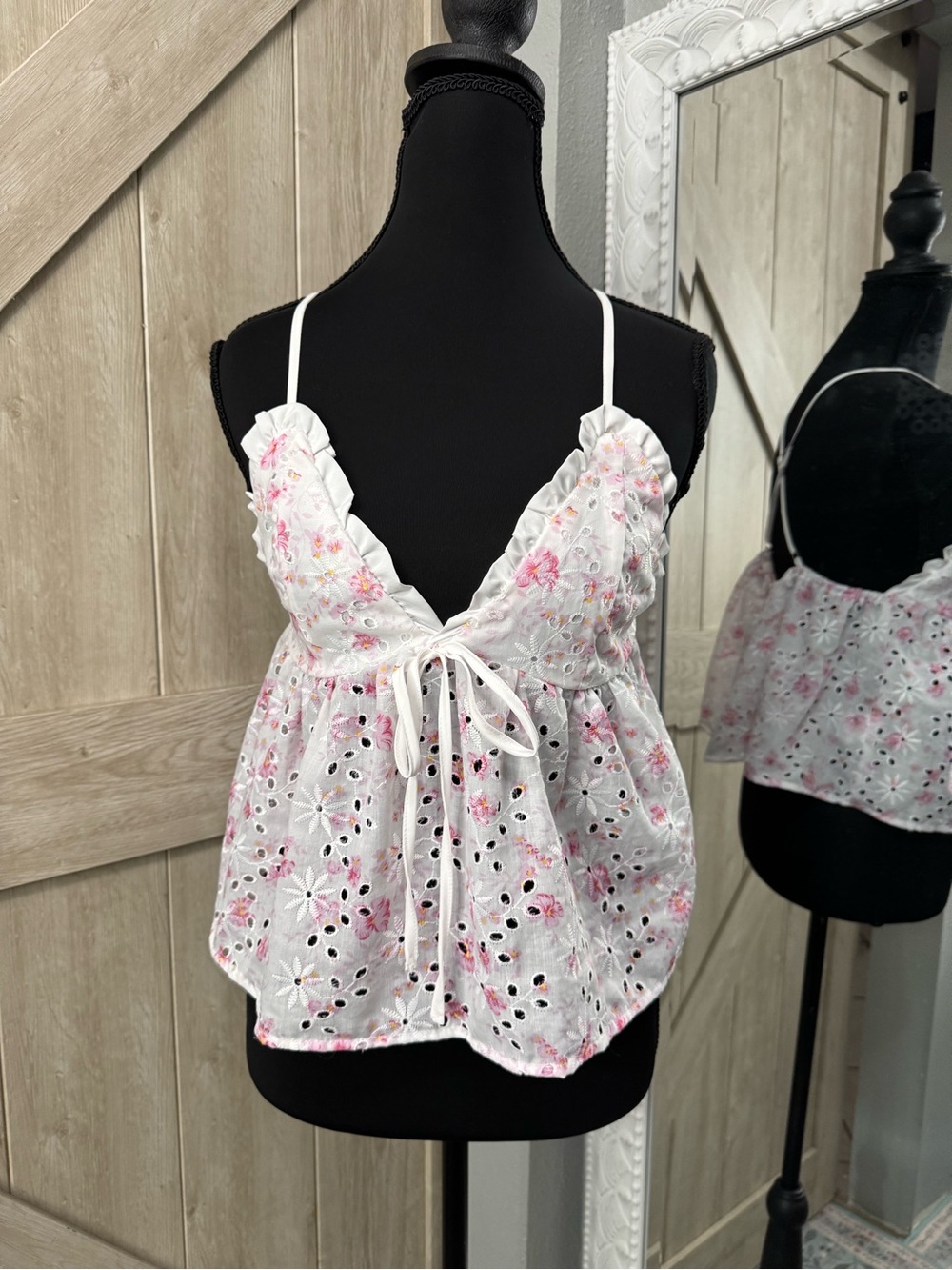 Dainty Pink Floral Eyelet Camisole Tie Front Peplum Tank Top - Medium